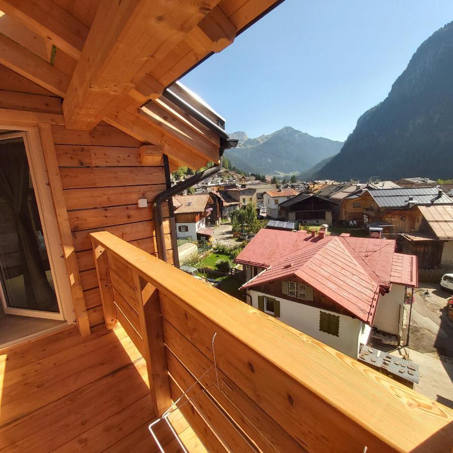 La Tana Dell'Orso Apartamento Campitello di Fassa Exterior foto