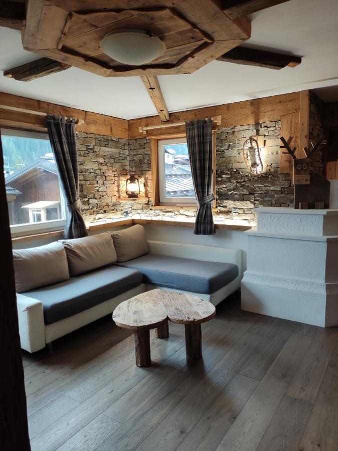 La Tana Dell'Orso Apartamento Campitello di Fassa Exterior foto