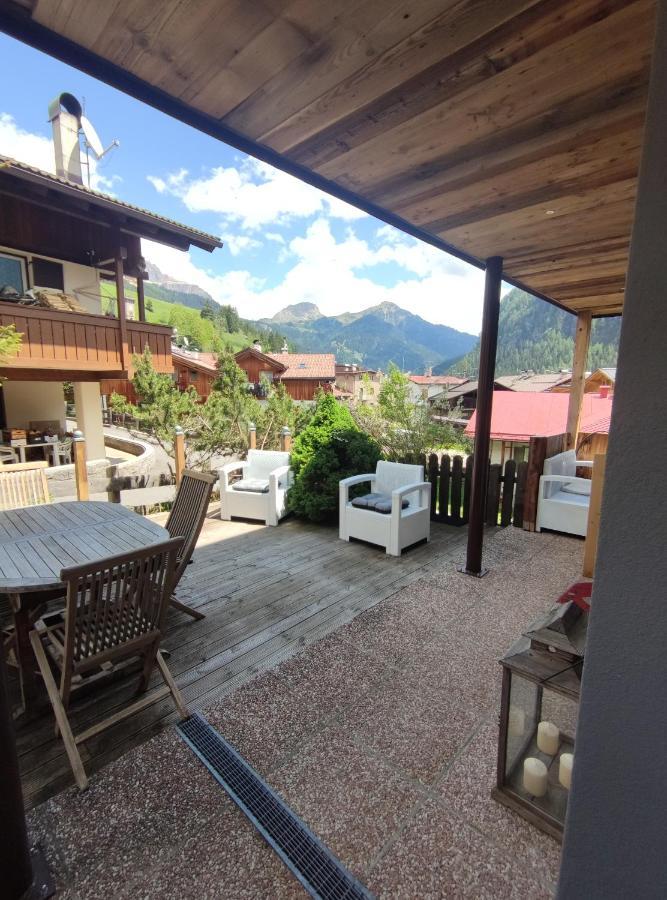 La Tana Dell'Orso Apartamento Campitello di Fassa Exterior foto