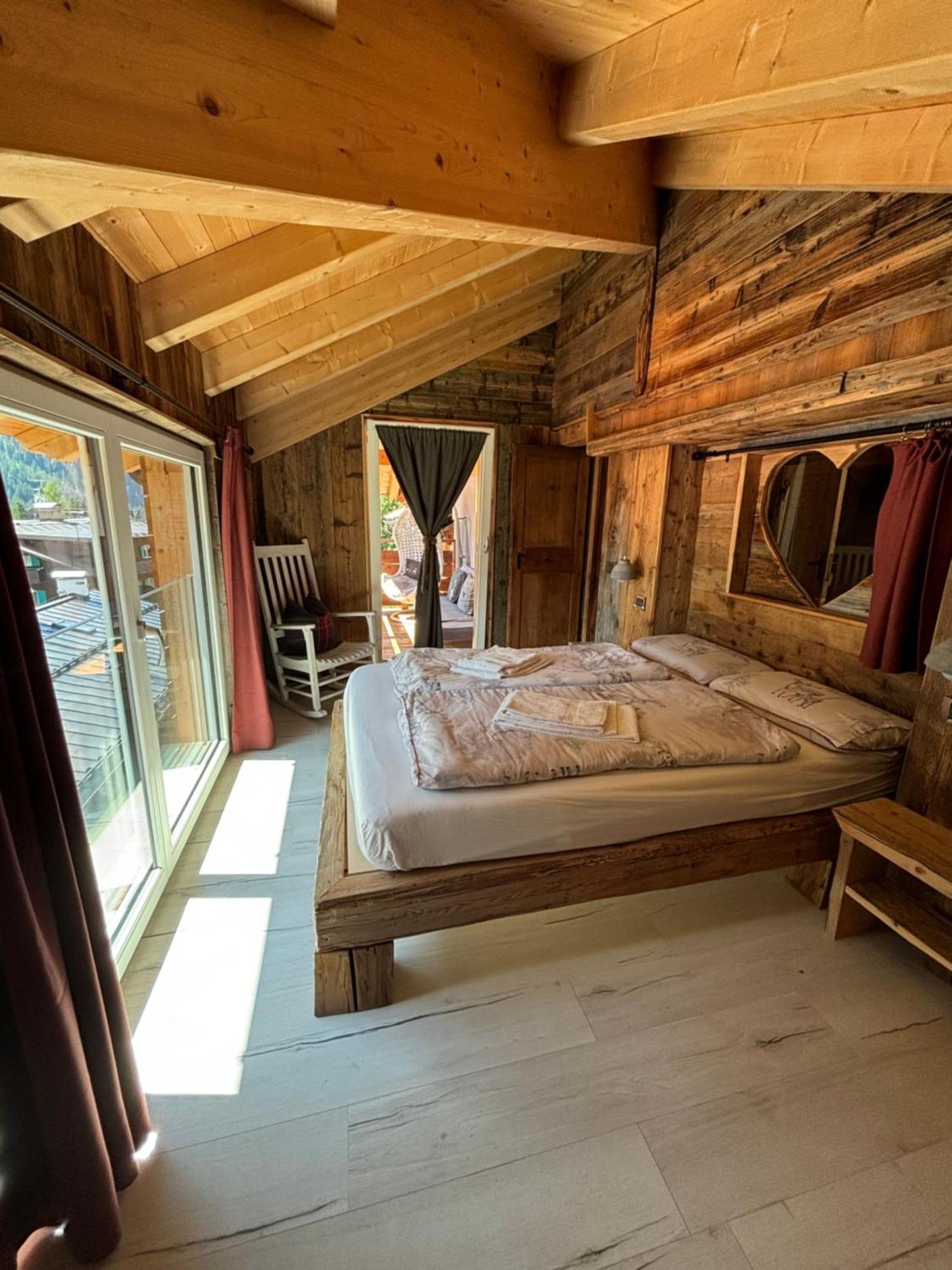 La Tana Dell'Orso Apartamento Campitello di Fassa Exterior foto